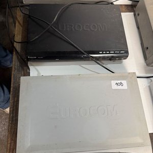 Lote siguiente: Lote de 3 Equipos: DVD Eurocom (1 funcionando), Panavox con control remoto y VHS LG
