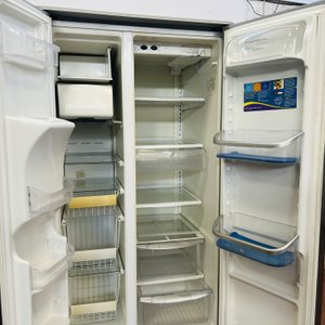 Heladera Frigidaire Profesional de dos puertas con dispensador - imagen 7