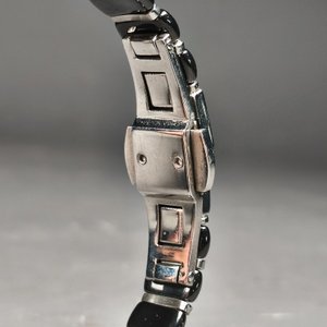 Pulsera de Metal y Piedra Hematita Negra con Broche Doble - imagen 4
