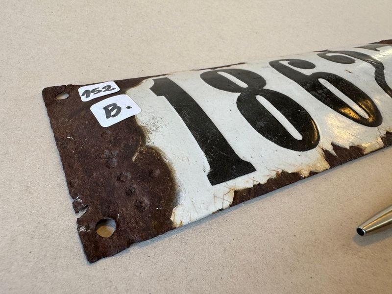 Item 877968 - Image 1