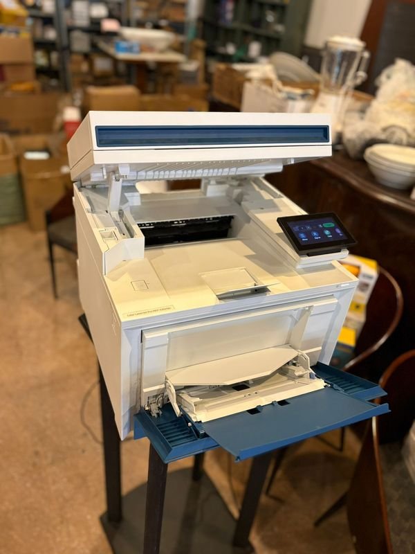 Impresora HP Laser JET Pro MFP43021dn: Equipo de Impresión de Alta Calidad - imagen 2