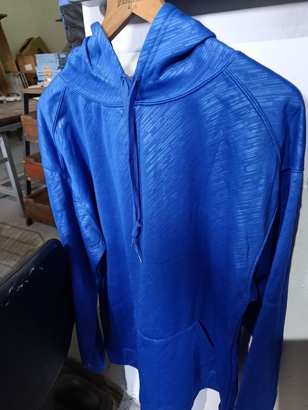 Canguro Azul Brillante con Capucha y Bolsillo Frontal