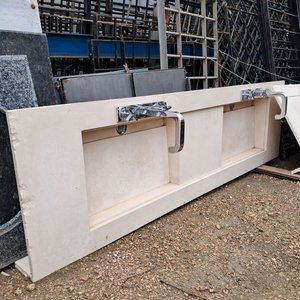 Lote siguiente: Mesada de Baño Doble con Grifería - 210x60cm