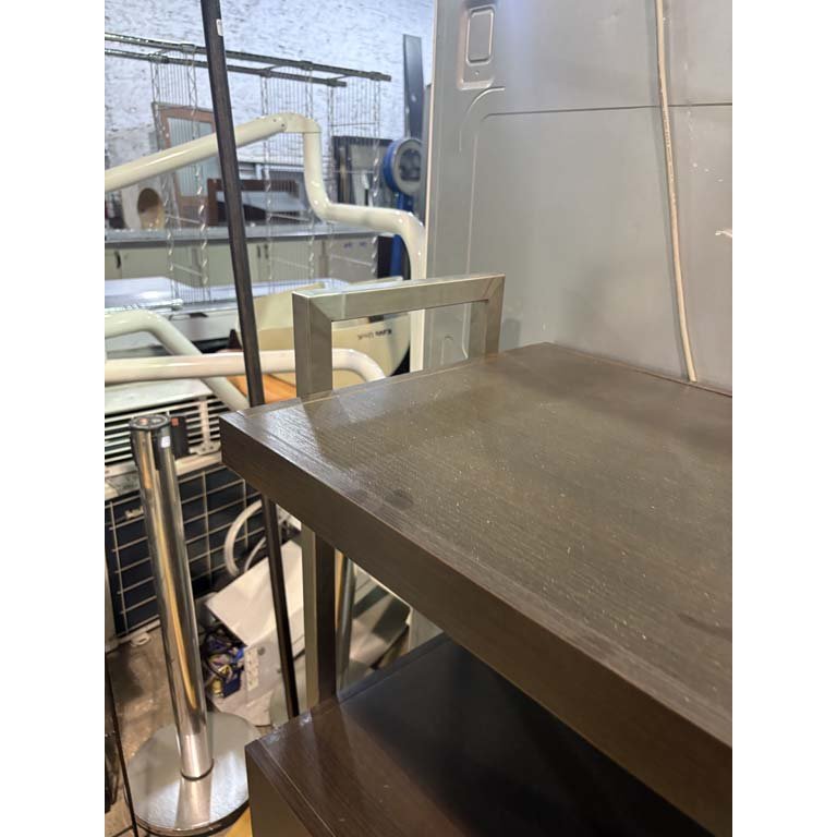 Mesa con estante y ruedas para hogar - imagen 2