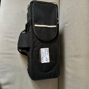 Trompeta Omega Dorada con Estuche - imagen 7
