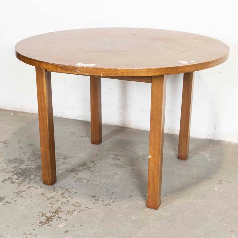 Mesa de Comedor Circular de Madera - Detalles de Uso