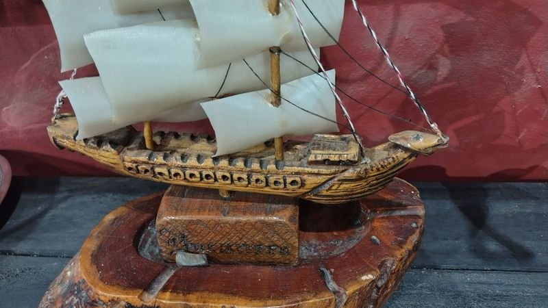 Barco Caravela Artesanal en Madera - Modelo de Barco en Madera - imagen 2