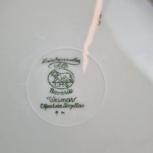 Juego de Loza Antigua Weimar Bavaria: 14 Piezas de Porcelana Marfil con Cardos y Bordes Plateados - imagen 4