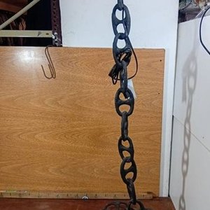 Lote anterior: Lámpara de Pie Artesanal con Cadena de Barco, Hierro Negro, 1.15m