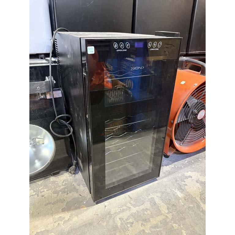 Lote siguiente: Puerta de vidrio para electrodoméstico marca Xion