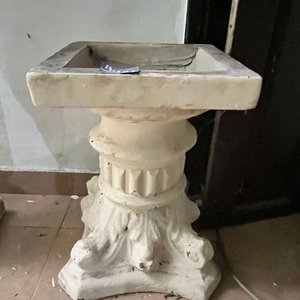 Lote siguiente: Pedestal de Hormigón Decorativo 45 cm