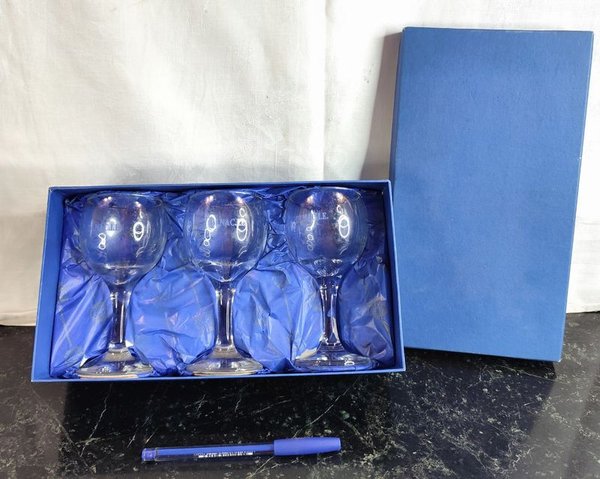 Cajas con copas de vino DINACIE - Excelente condición - imagen 1