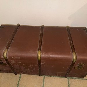 Gran Baúl de Viaje Antiguo Marrón con Herrajes Metálicos - imagen 5