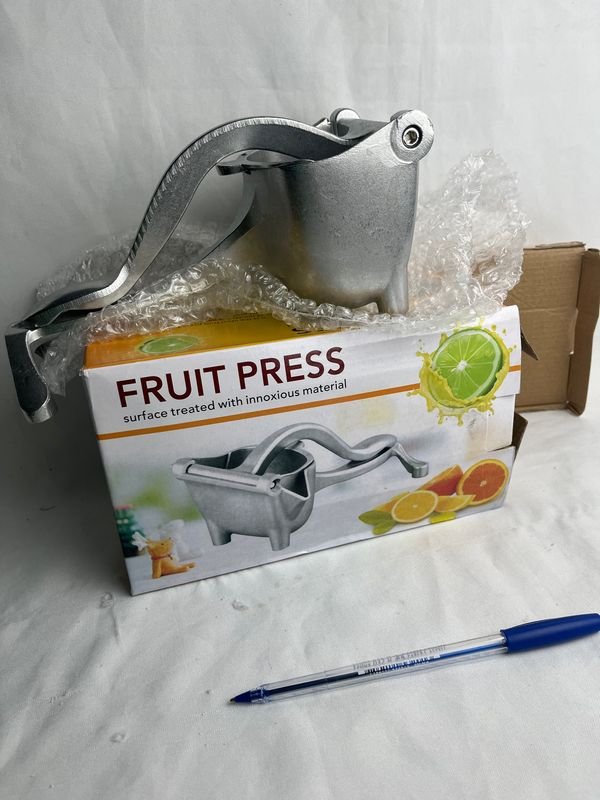 Exprimidor Manual de Aluminio para Cítricos