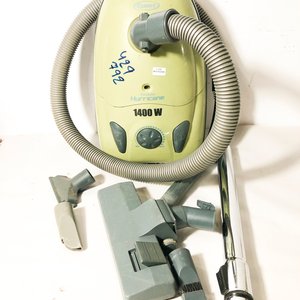 Aspiradora Hurricane Cuori 1400W con Accesorios - imagen 3