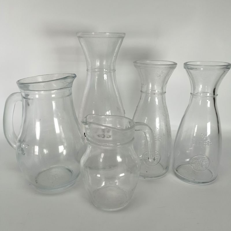 Lote anterior: Jarritas de vidrio para vino y decoración