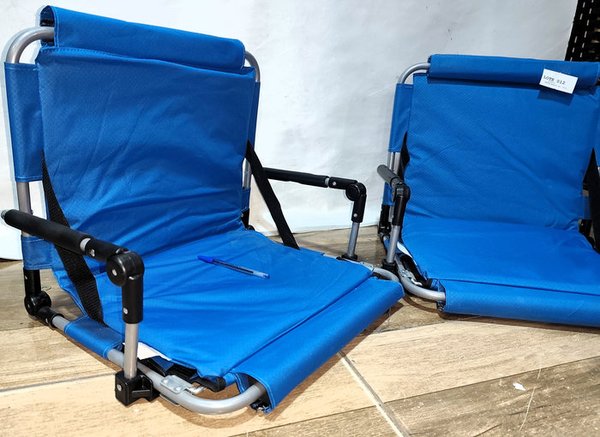 Lote de 2 Sillas Plegables Bajas Azules Acolchonadas para Playa o Estadio - imagen 1