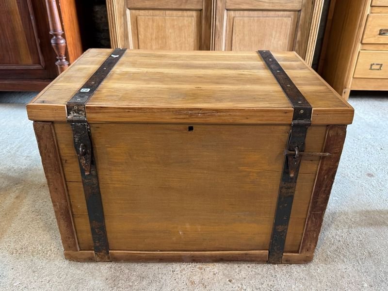 Item 877730 - Image 0