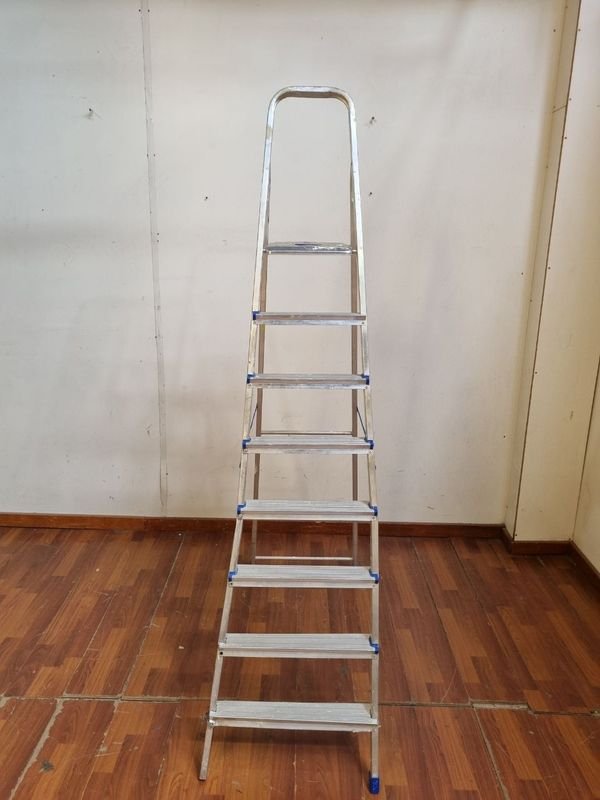 Escalera Plegable de 8 Escalones en Metal y Madera - imagen 4