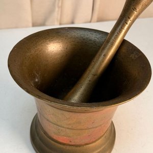 Mortero y Majadero de Bronce Antiguo - imagen 2