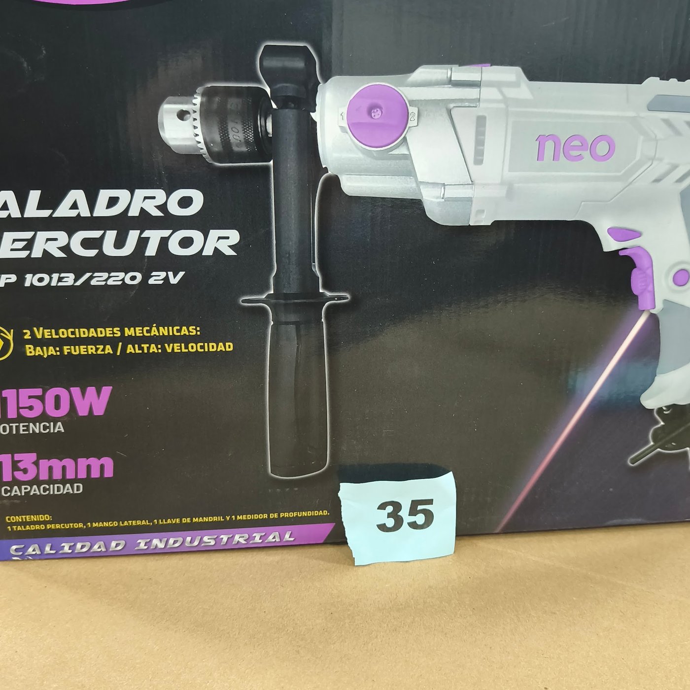 Taladro Percutor Neo con Accesorios y Guantes