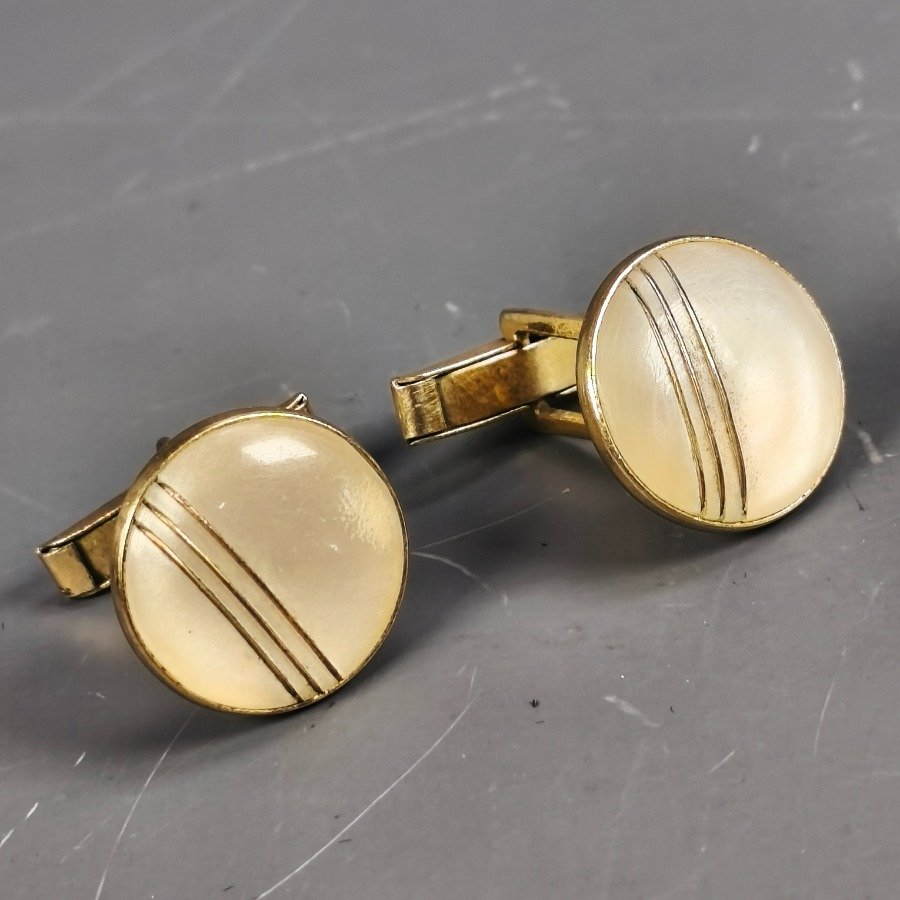 Item 16420 - Image 5