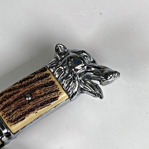Cuchillo de Colección con Hoja Decorada y Cabo de Lobo con Vaina - imagen 3