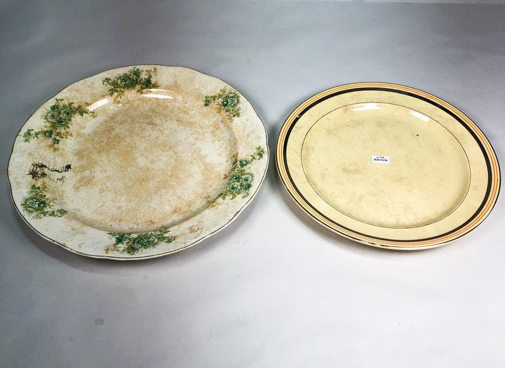 Dos Platos Centro Porcelana Inglesa Beige Floral J&G Meakin y Johnson Bros
