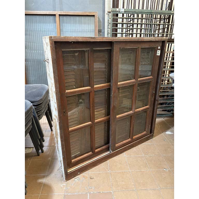 Item 2102449 - Image 0