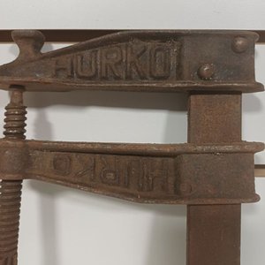 Sargento Carpintero Marca Hurko de Hierro Fundido - imagen 3