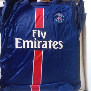 Lote anterior: Remera de Fútbol Paris Saint-Germain Talle M