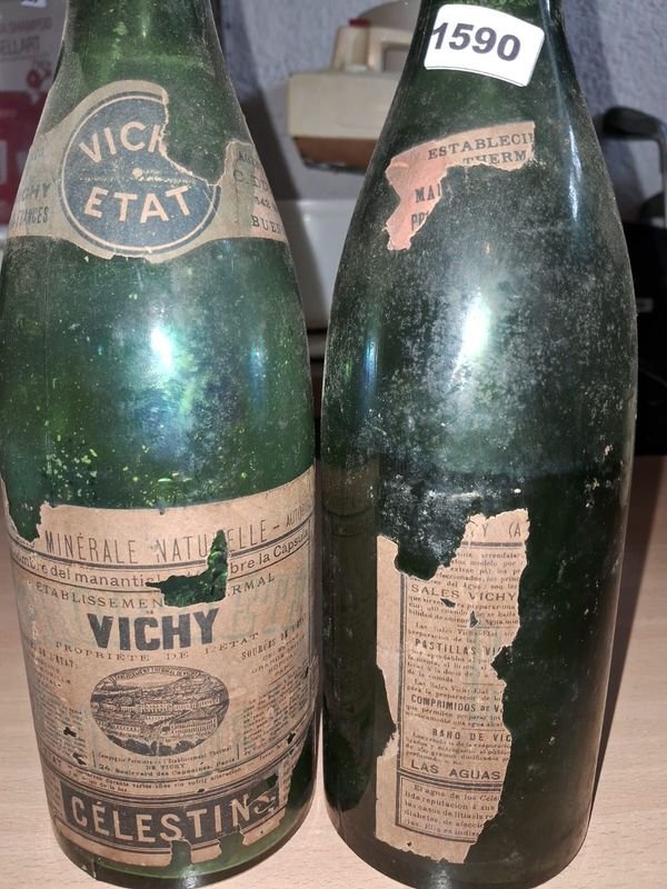 Botellas de vidrio Vichy Celestins antiguas - imagen 3