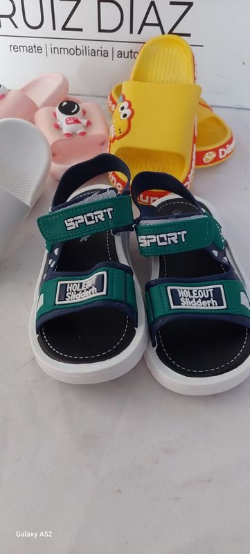 Calzado B26-4 Talle 32-33-34 - Ropa y Accesorios - imagen 2