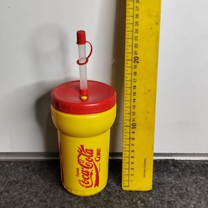 Lote anterior: Vaso o Botellita Coca-Cola con Tapa y Sorbete