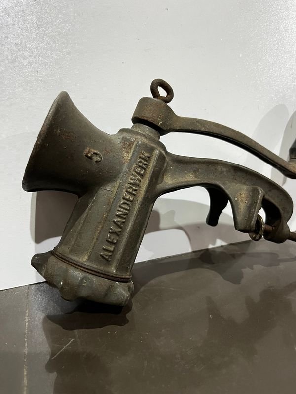 Item 873794 - Image 1