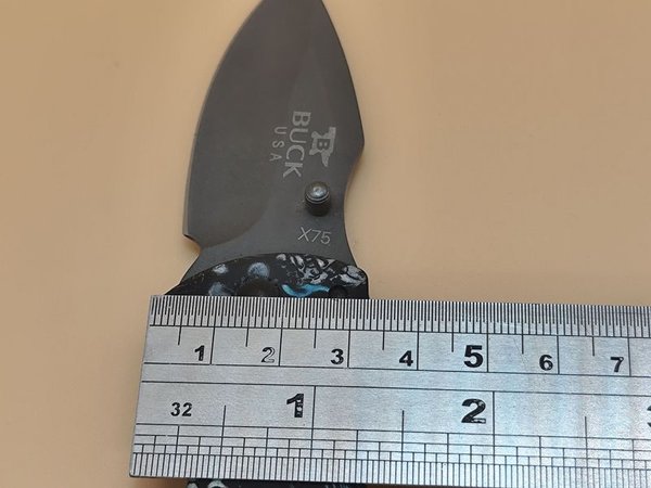 Navaja Buck de alta calidad con diseño de esqueleto - imagen 9
