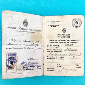 Antiguo Pasaporte Uruguayo República Oriental del Uruguay - imagen 2