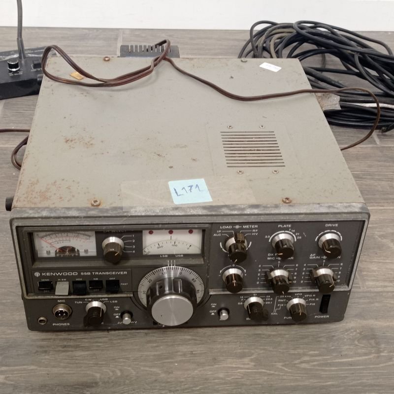 Radiotransmisor Kenwood TS-520 en excelente condición - imagen 2