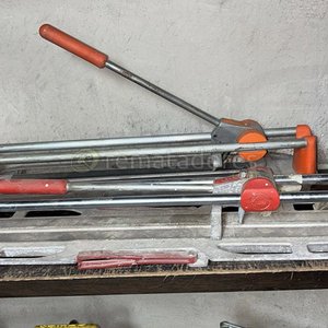 Lote siguiente: Cortadora de Cerámica Profesional