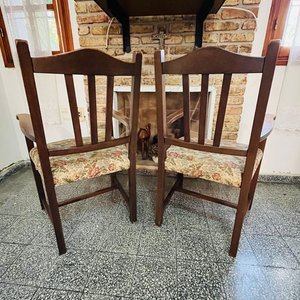 Par de Sillones Antiguos de Madera Cerejeira con Brazos Tapizados en Gobelino - imagen 6