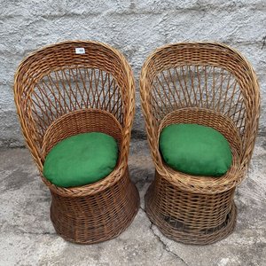 Lote anterior: Par de Sillones de Mimbre con Almohadones Verdes