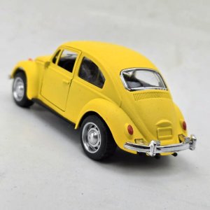 Auto a Escala Metálico Volkswagen Escarabajo Amarillo - imagen 3