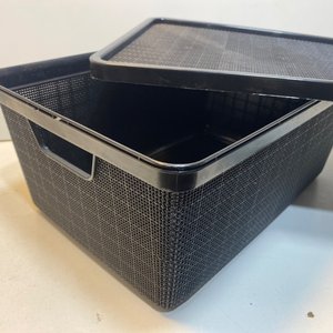 Caja Organizadora Plástica Negra Calada con Tapa y Asas - imagen 4