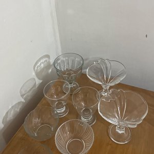 Lote siguiente: Set de 7 Compoteras y Platos para Helado de Vidrio