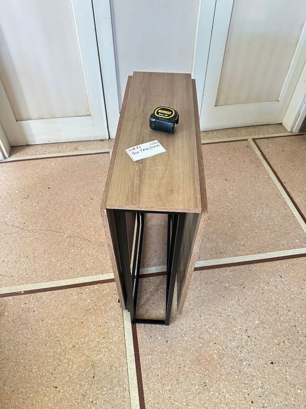 Mesa auxiliar de camping con almacenamiento y decoración - imagen 2
