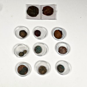 Lote de Once Monedas Antiguas Varias - imagen 2
