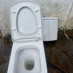 Juego de Baño ROCA Dama Senso: Inodoro con Mochila, Bidet con Grifería HANSGROHE y Bacha - imagen 10