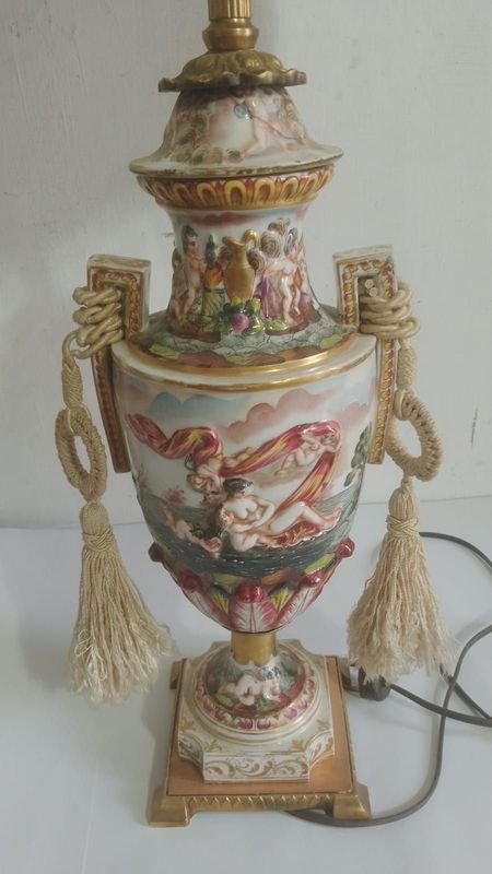 Lámpara de mesa en porcelana Capodimonte, marca N 1920 - imagen 8