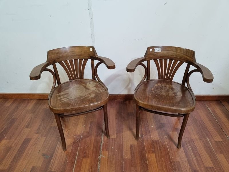 Par de Sillones Estilo Vienes Thonet Madera con Apoyabrazos