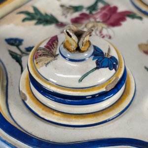 Tintero Antiguo de Cerámica Pintado a Mano con Tapas y Detalles de Rostros - imagen 12